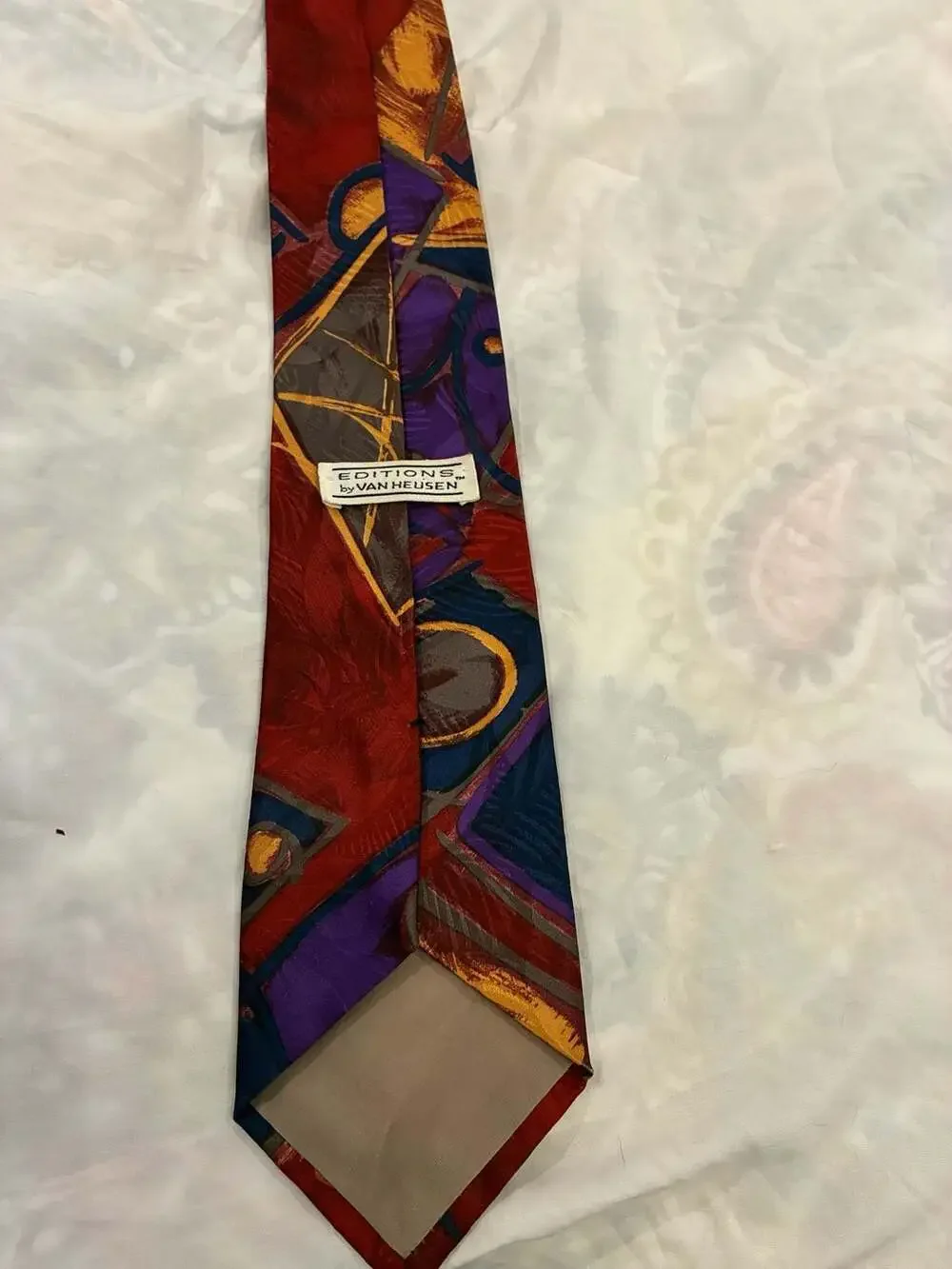 Editions by Van Heusen Vintage Abstract Art Geometric Necktie Red Blue Yellow